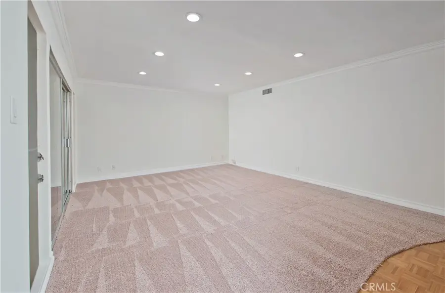 4950 Louise #108, Encino, CA 91316 - #2