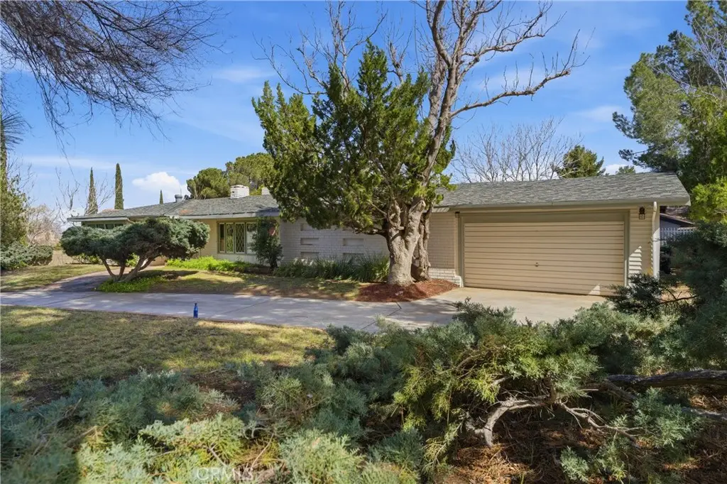 7229 Columbia, Lancaster, CA 93536 - #1