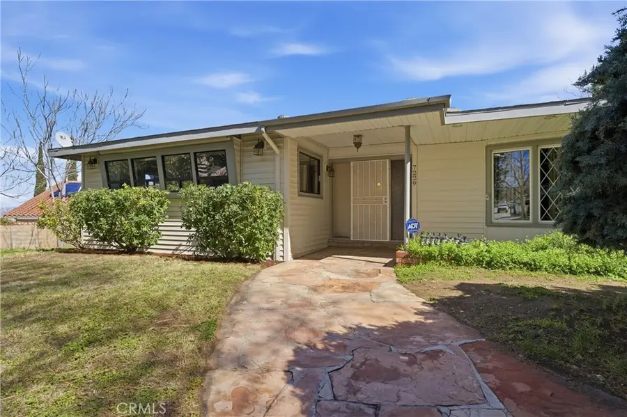 7229 Columbia, Lancaster, CA 93536 - #2