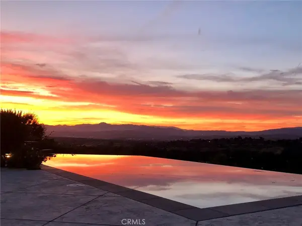 24525 Desert, Newhall, CA 91321