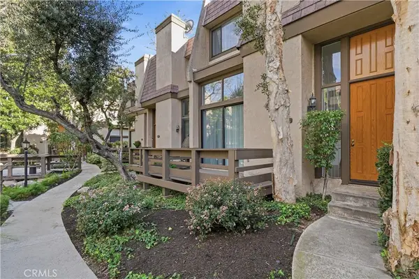 9000 Vanalden, Northridge, CA 91324