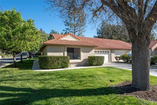 19921 Avenue Of The Oaks, Newhall, CA 91321