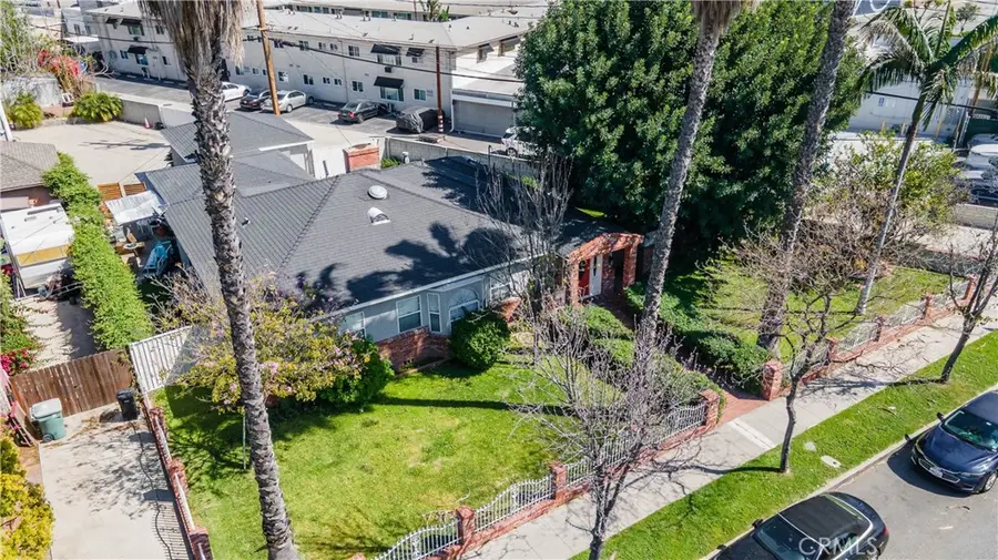 124 N Naomi, Burbank, CA 91505 - #2
