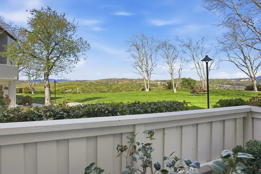 24485 Valle Del Oro #102, Newhall, CA 91321 - #3