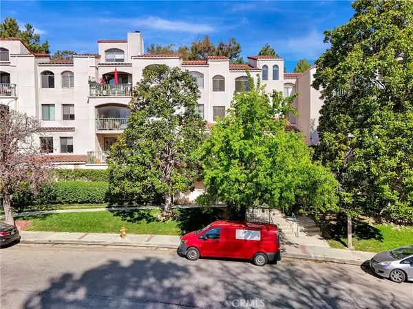 4200 Via Arbolada #104, Los Angeles, CA 90042