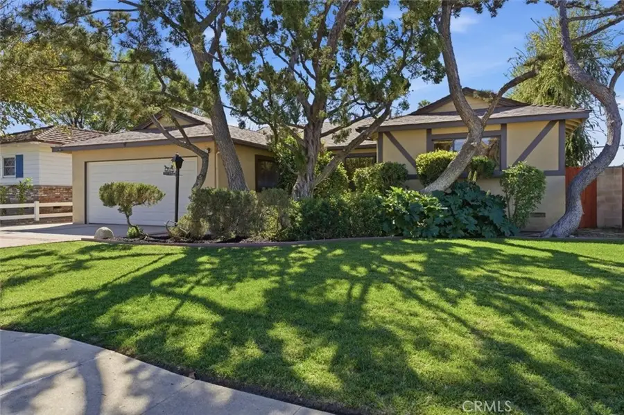 15944 Gledhill Street, North Hills, CA 91343 - #2