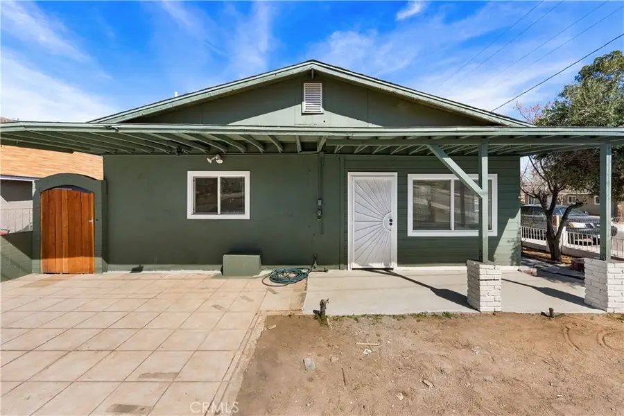 625 E Freedrick Street, Barstow, CA 92311 - #2