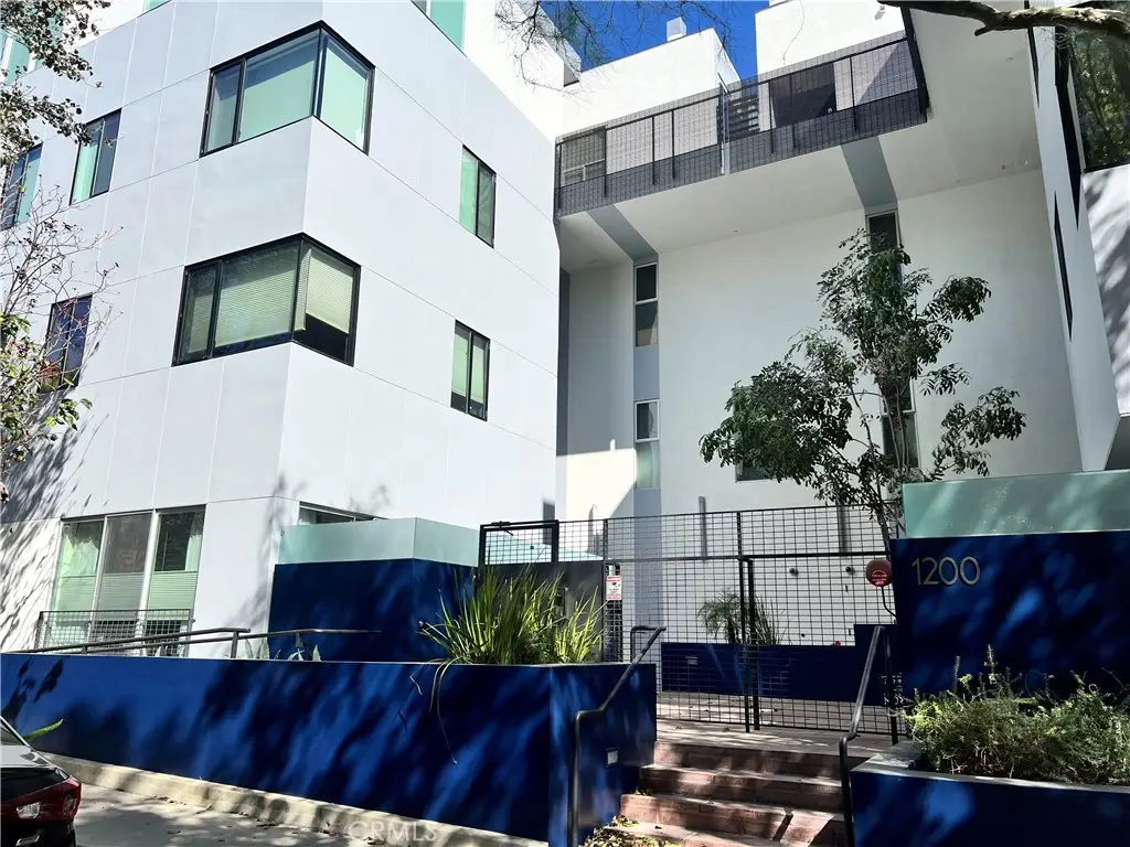 1200 N Sweetzer Avenue #2, West Hollywood, CA 90069 - #1
