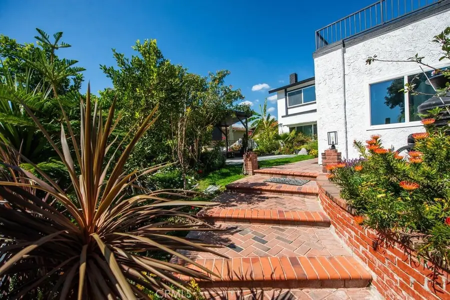 2057 Woodglen Street, Simi Valley, CA 93065 - #3