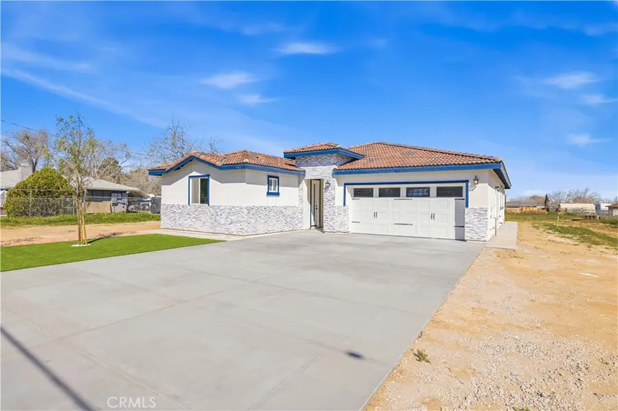 9827 E Avenue S2, Littlerock, CA 93543 - #2