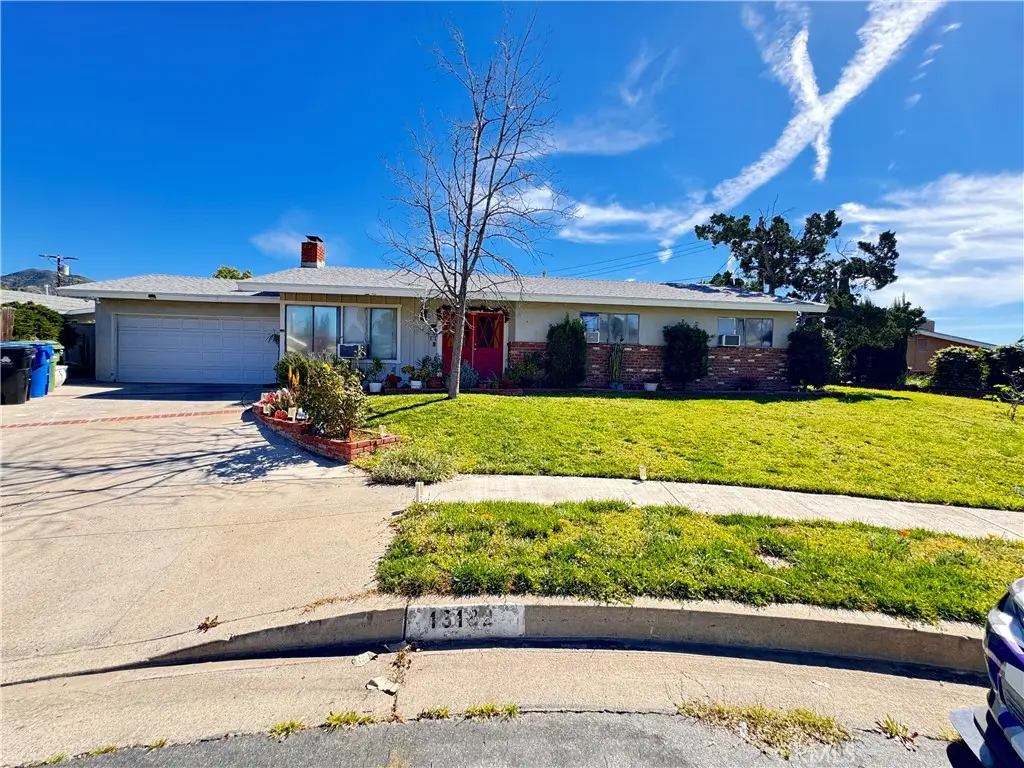 13182 Cutler Pl, Sylmar, CA 91342 - #1