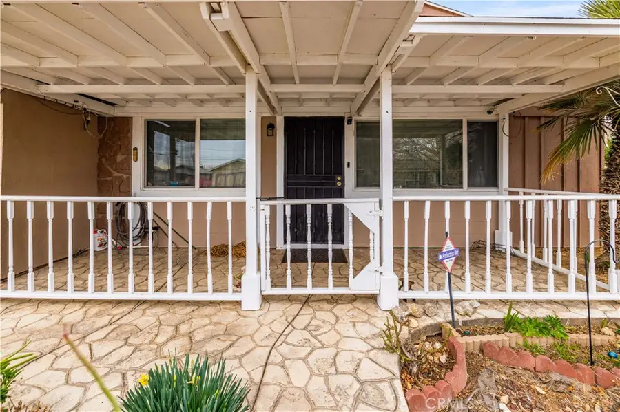 44213 Fenhold, Lancaster, CA 93535 - #2