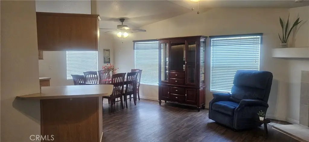 4 Oxford Way, Northridge, CA 91324 - #1