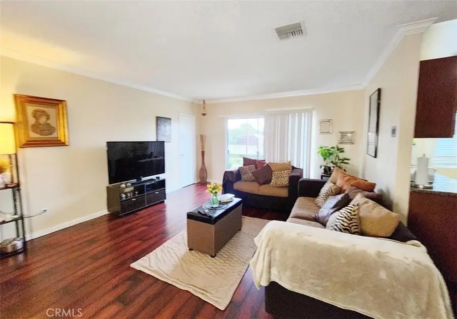 5055 Coldwater Canyon #205, Sherman Oaks, CA 91423 - #3
