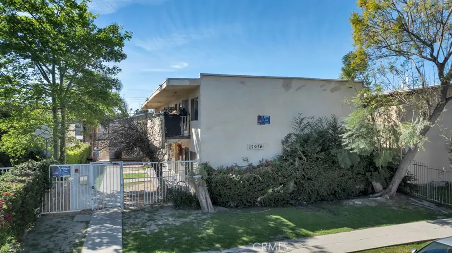 17926 Schoenborn St, Northridge, CA 91325 - #2