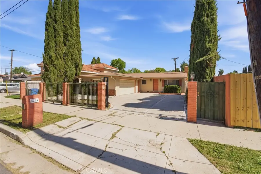 6254 Etiwanda, Tarzana, CA 91335 - #3