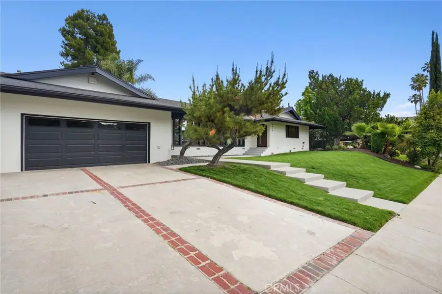 4614 La Subida, Tarzana, CA 91356 - #3