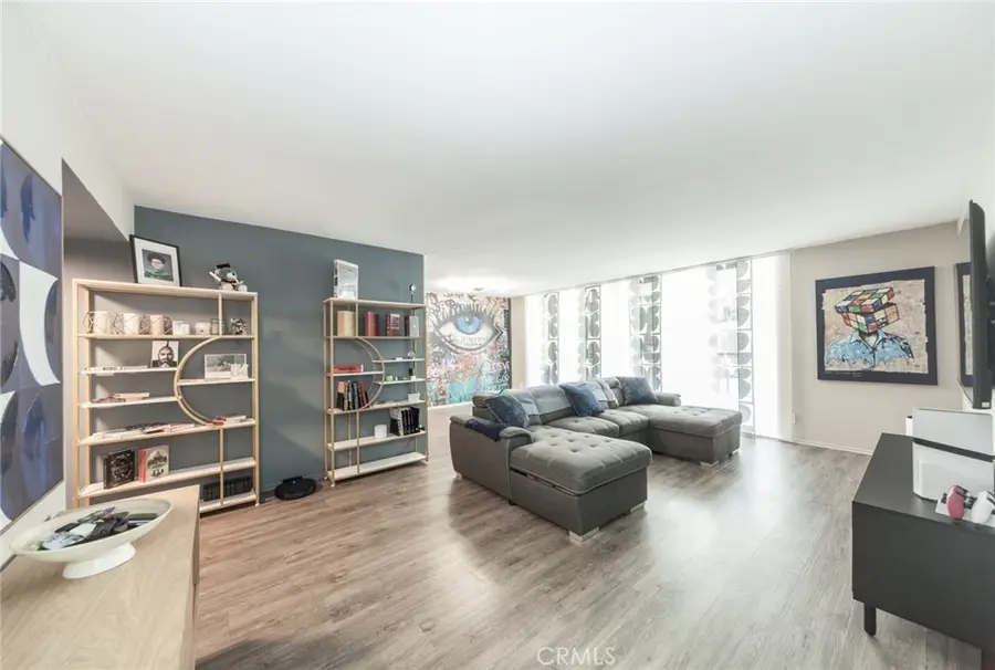 7260 Hillside, Los Angeles, CA 90046 - #2