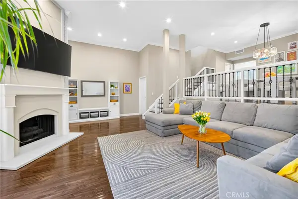 5240 Yarmouth, Encino, CA 91316