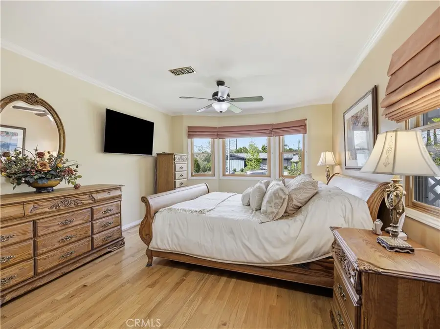 11614 Ostrom, Granada Hills, CA 91344 - #3