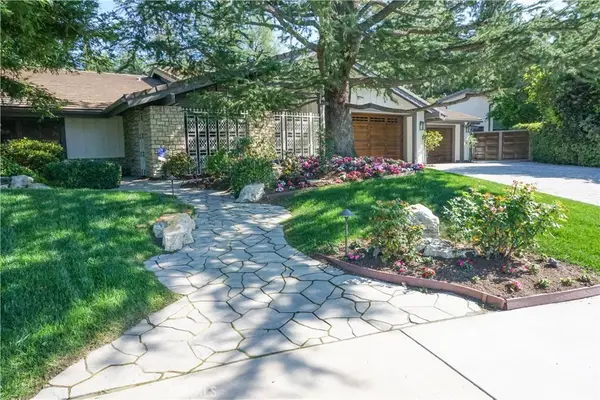 9516 Capistrano, Chatsworth, CA 91311