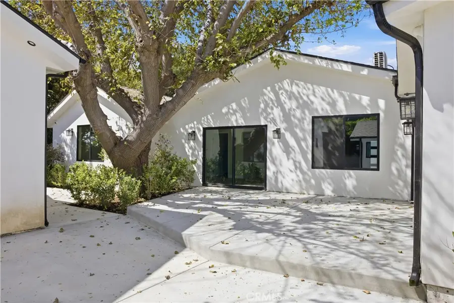 8542 De Celis Pl, North Hills, CA 91343 - #3