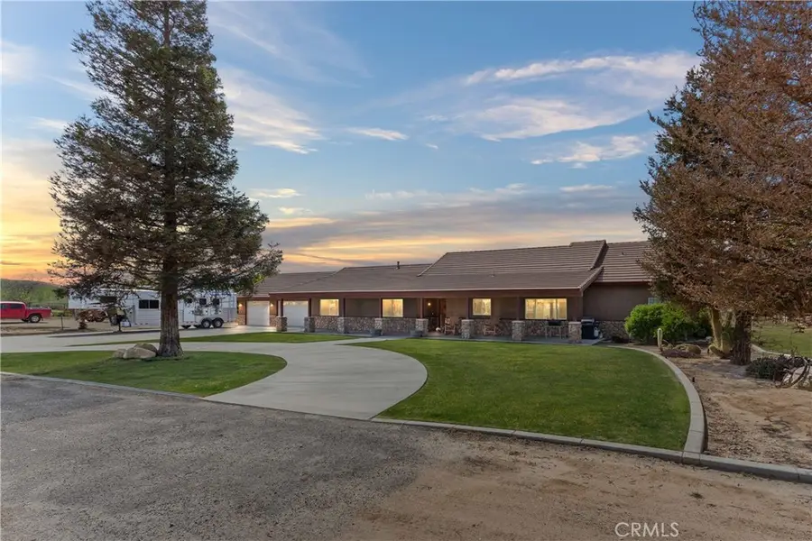 241 Vera Fern Drive, Bakersfield, CA 93308 - #2