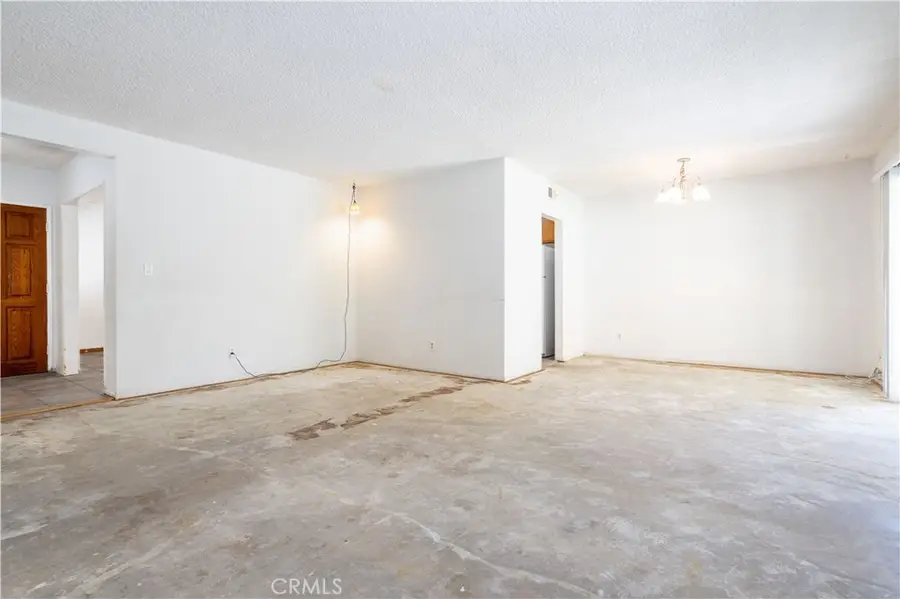 10411 Andasol Avenue, Granada Hills, CA 91344 - #3