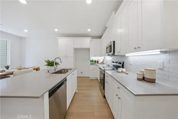 9425 N Sepulveda Blvd. #4, North Hills, CA 91343
