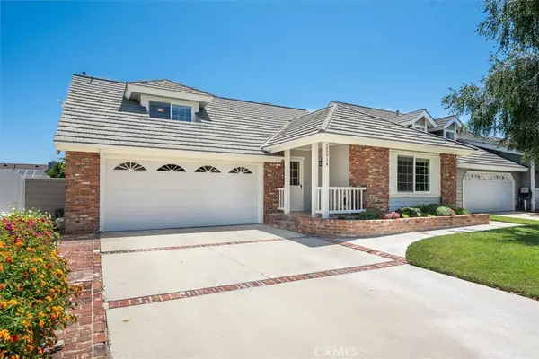 25914 Mendoza, Valencia, CA 91355