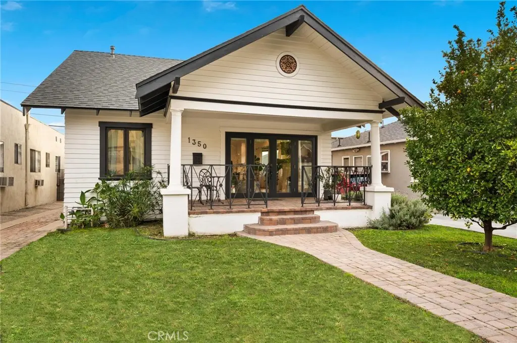 1350 Carlton Drive, Glendale, CA 91205 - #1
