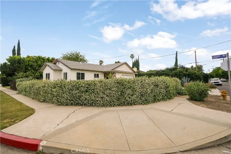 17304 Kingsbury, Granada Hills, CA 91344 - #2