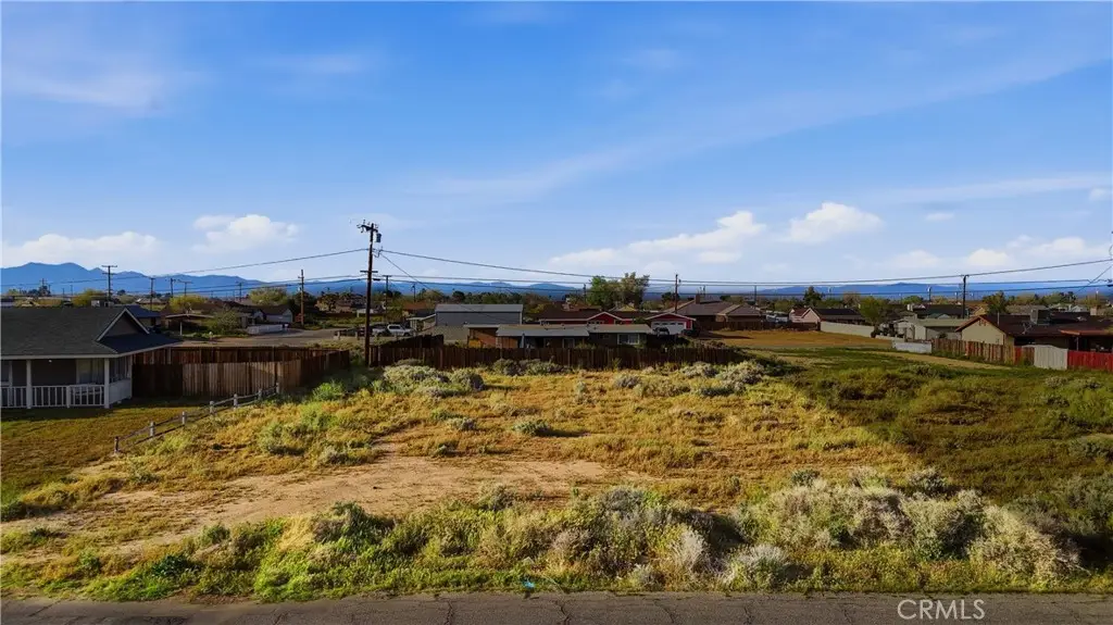 8113 Jacaranda Ave, California City, CA 93505 - #1