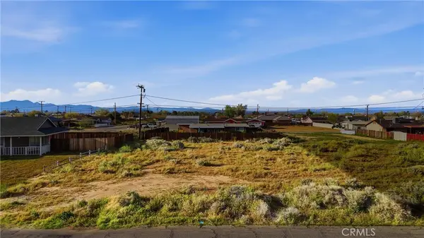 8113 Jacaranda Ave, California City, CA 93505