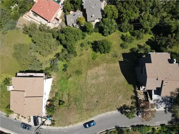 21478 Iglesia Drive, Woodland Hills, CA 91364