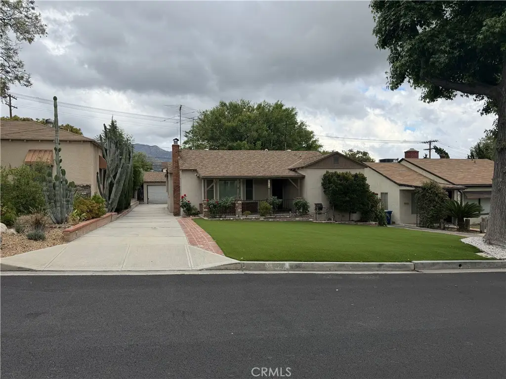 2414 N Lamer, Burbank, CA 91504 - #1