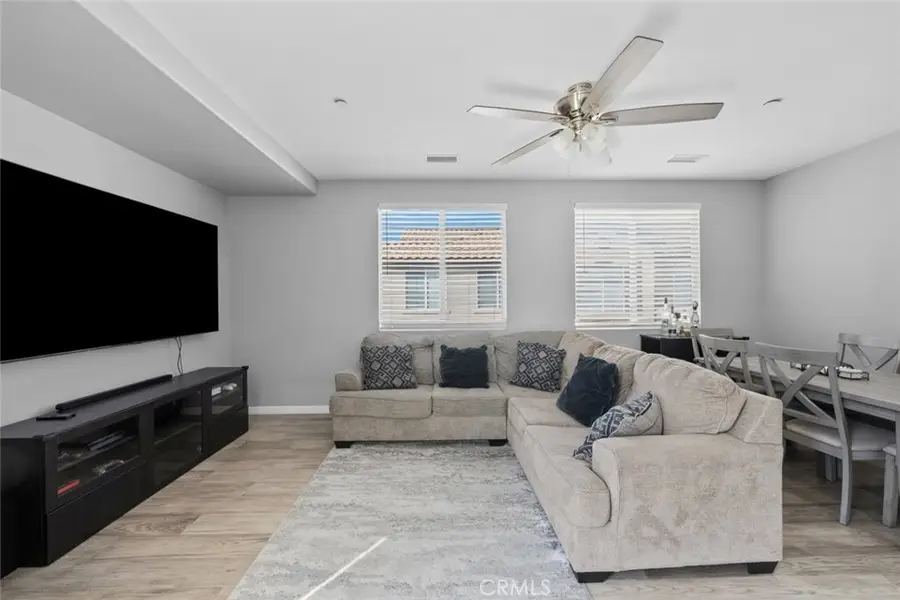 27950 Avalon Drive #50, Canyon Country, CA 91351 - #3