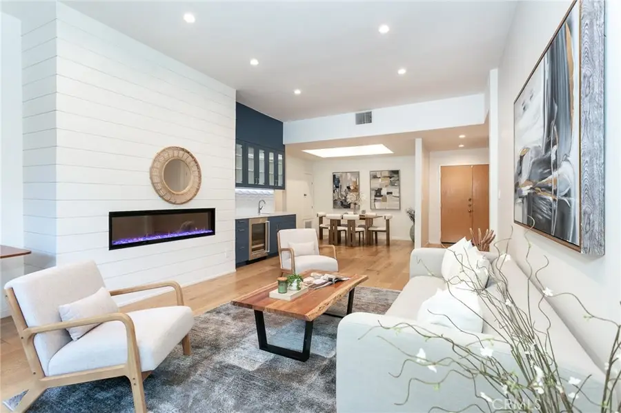 12030 Valleyheart #104, Studio City, CA 91604 - #2