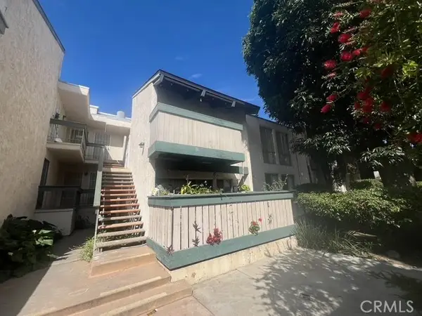 8601 International #224, Canoga Park, CA 91304