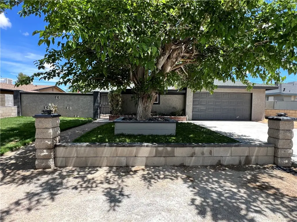 45430 Andale Avenue, Lancaster, CA 93535 - #1
