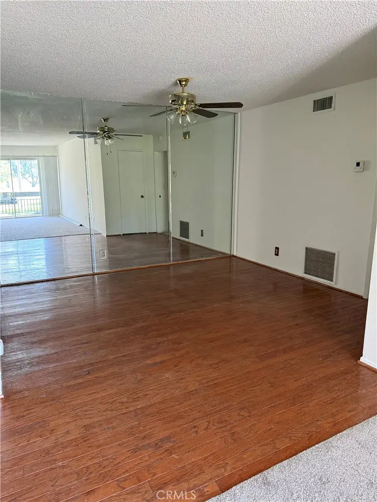 24525 Trevino #U6, Valencia, CA 91355 - #3