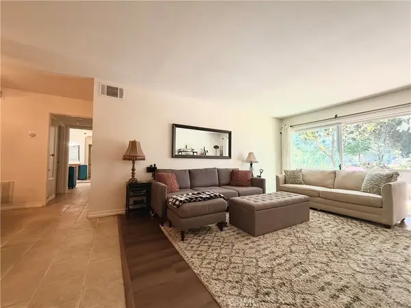 24525 Trevino #U1, Valencia, CA 91355