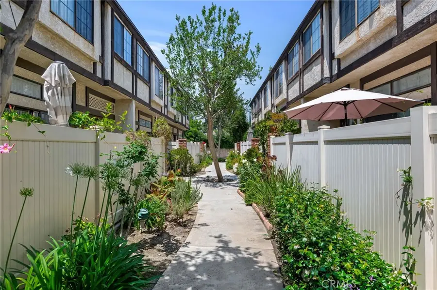 20737 Roscoe Boulevard #703, Winnetka, CA 91306 - #2