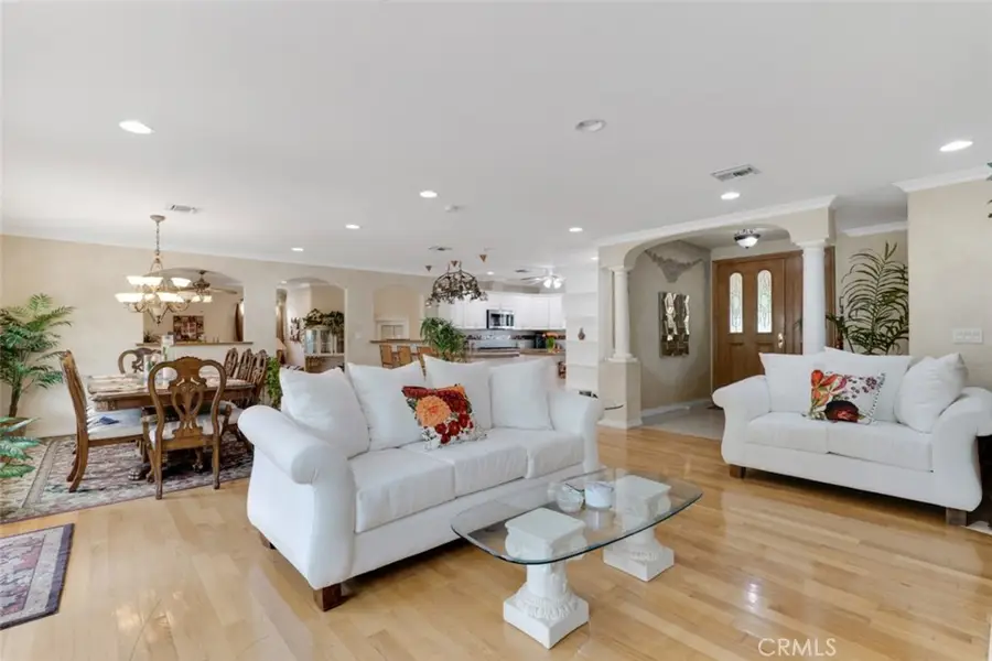 8836 Enfield Avenue, Northridge, CA 91325 - #2