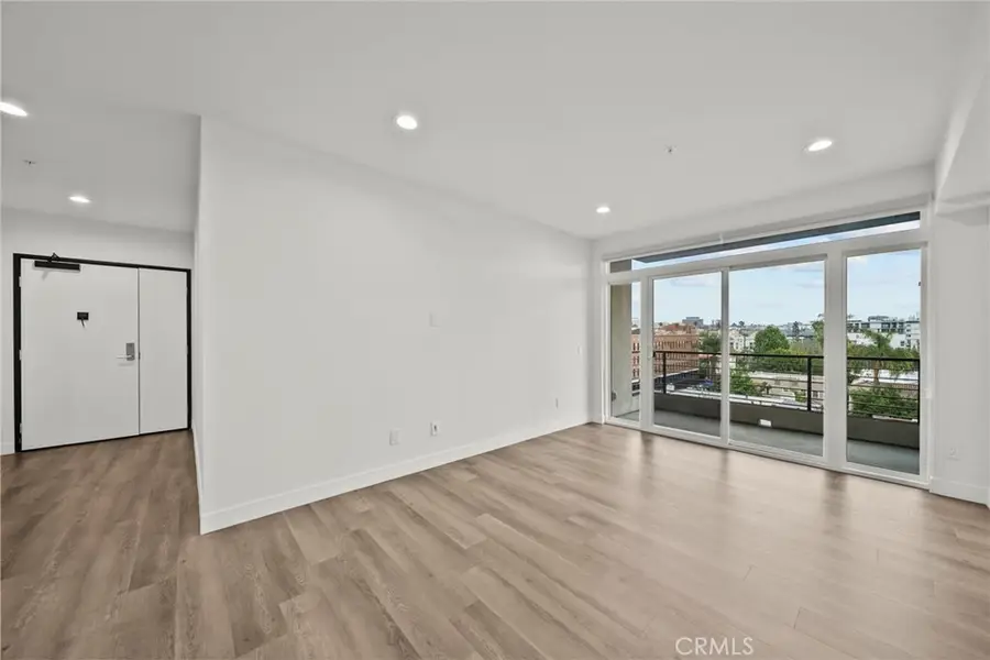 900 S Kenmore Avenue #504, Los Angeles, CA 90006 - #3