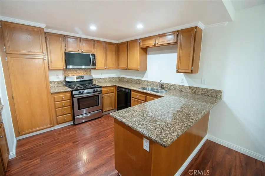 25124 Steinbeck #B, Stevenson Ranch, CA 91381 - #3