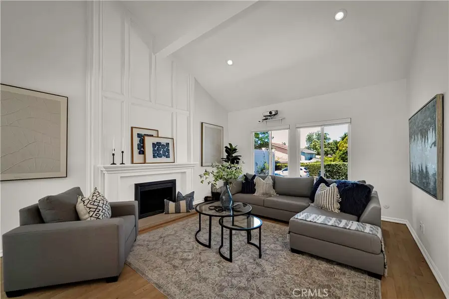 6 N Peregrine Circle, Oak Park, CA 91377 - #2