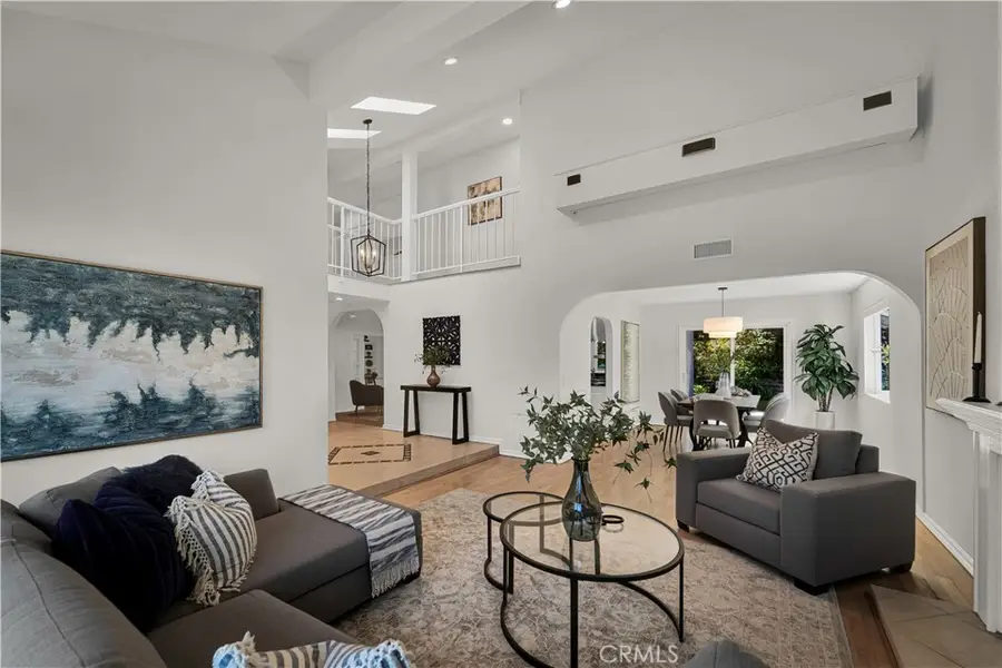 6 N Peregrine Circle, Oak Park, CA 91377 - #3