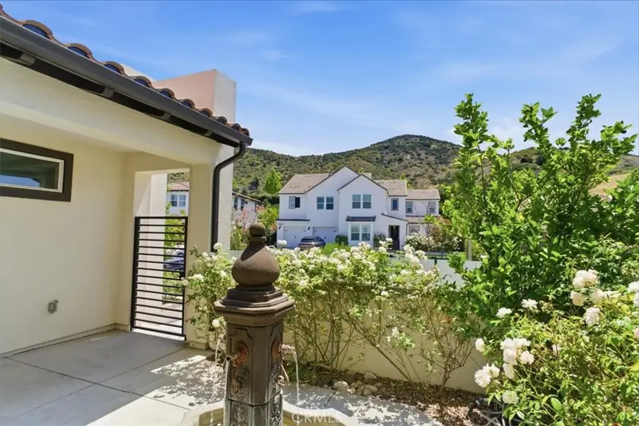 18723 Juniper Springs, Canyon Country, CA 91387 - #2
