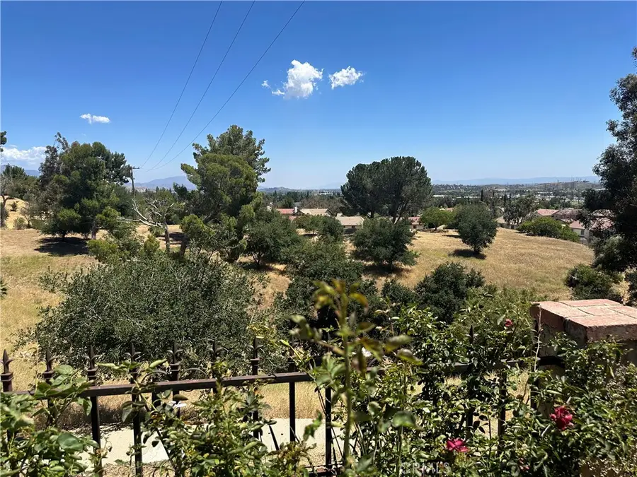 15958 Filbert, Sylmar, CA 91342 - #2
